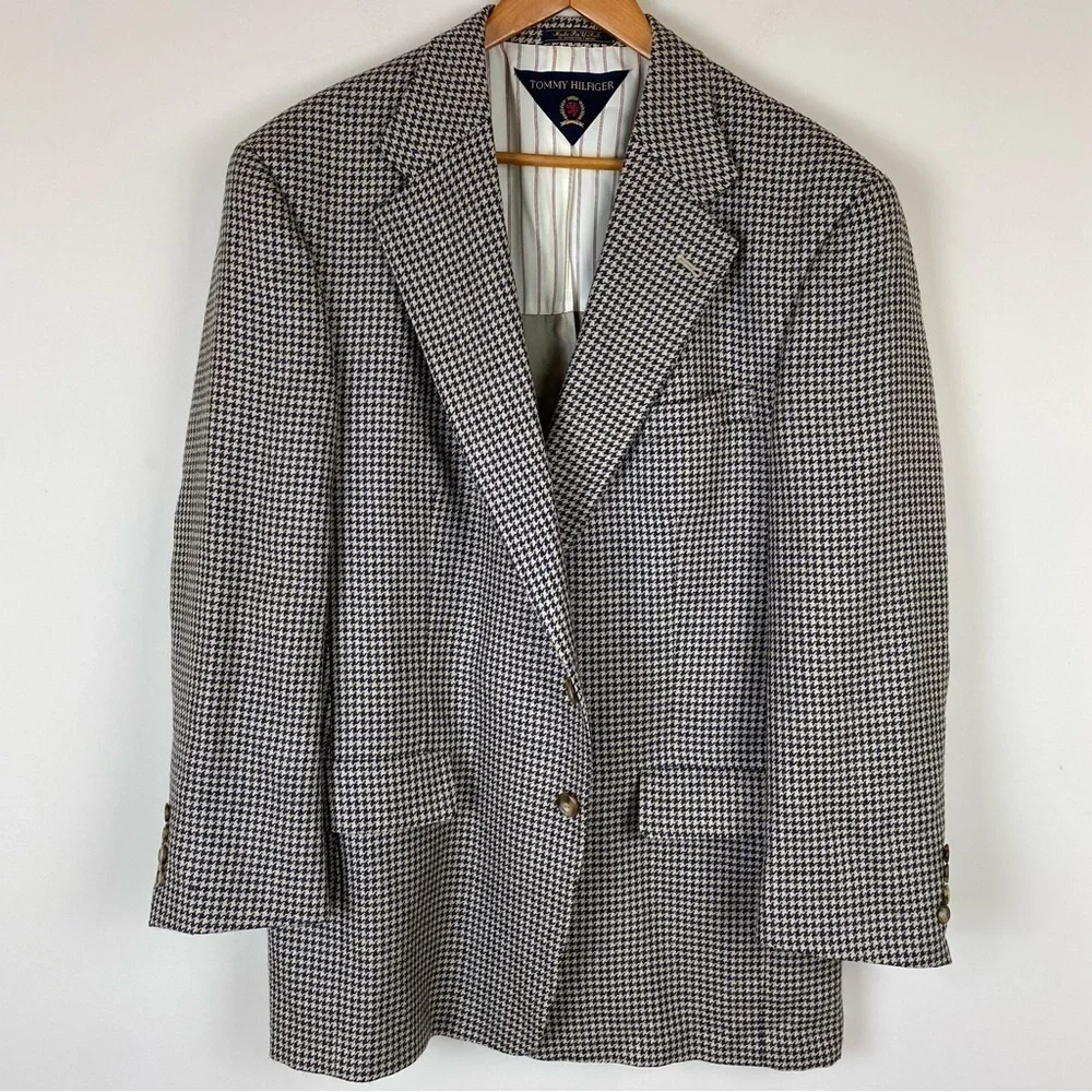 Vintage 90s Tommy Hilfiger Houndstooth Black Tan Two-Button Blazer, Size 44R‎